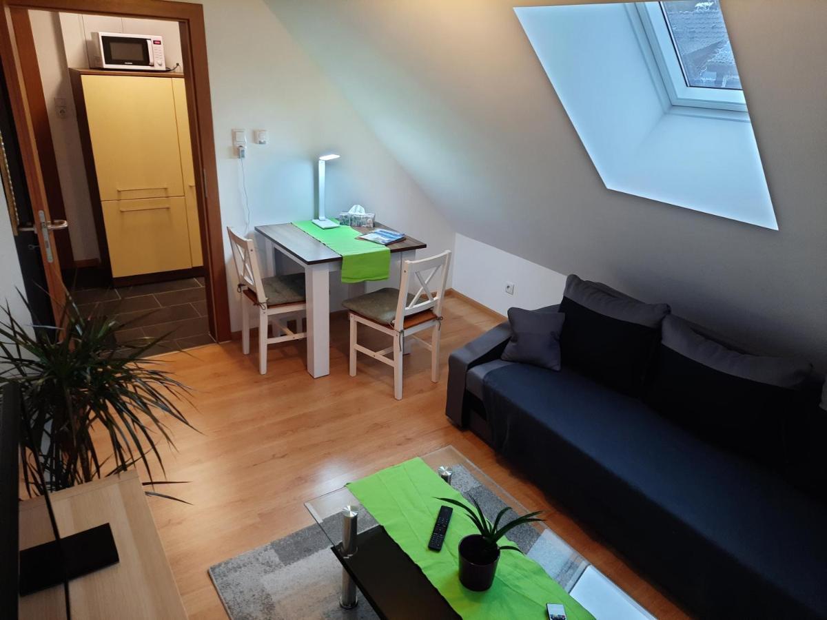Sarah Klein Aber Fein Apartment Wellesweiler Exterior photo